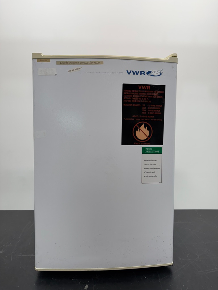 Image of VWR R406FA16 Under Counter Refrigerator